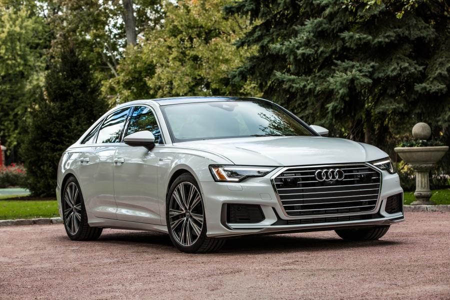  Audi A6 3.0 TFSI Quattro S-Line (C8) 2018 года  (NA) (фото 36 из 40)